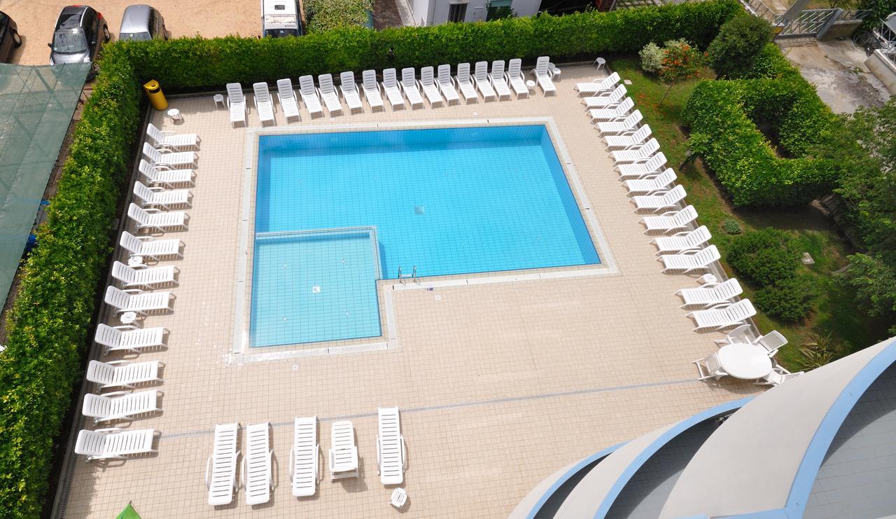 Residence Eurostar Bibione Eksteriør billede